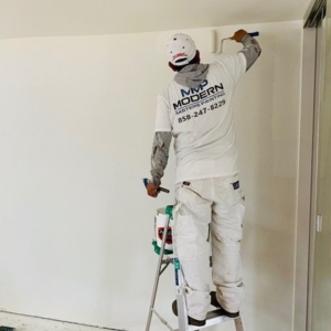 Photo of Modern Masters Painting