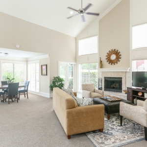 Photo of MacKenzie Pointe Apartments