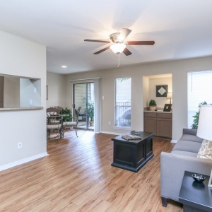 Photo of MacKenzie Pointe Apartments