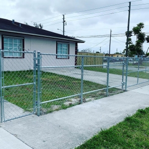Photo of Havana Fence