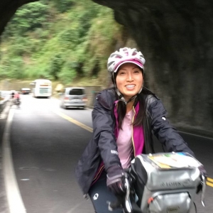 Photo of Eva Guo Extensive Legal Experience
