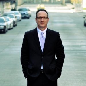 Photo of Steven Langer, Attorneys