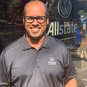 Photo of Wally Green: Allstate Insurance Company
