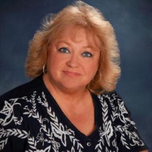 Photo of Lori Rutten: Allstate Insurance a new Personal Financial Representative in Davenport