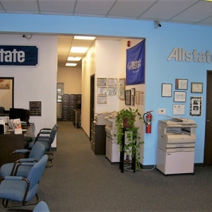 Photo of Fernando Escamilla: Allstate Insurance Company