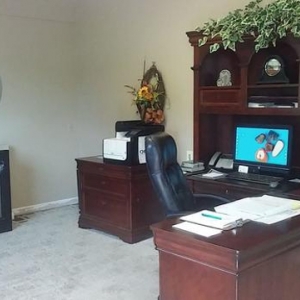 Photo of Kandi Spraggs: Allstate Insurance Agent
