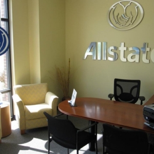 Omaha Russ McHenry: Allstate Insurance Agent