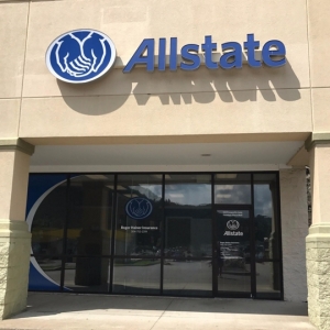 Photo of Liz Underwood: Allstate Insurance Company