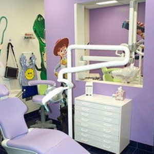 Photo of Homer Sedighi, D.M.D., Pediatric Dentistry