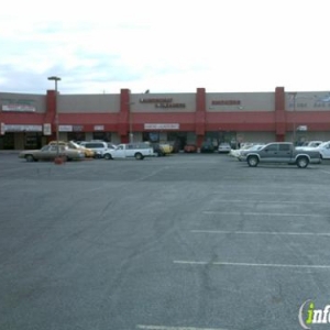 Photo of Farmers Insurance Group  your personal Farmers Insurance agent located in Overland Park