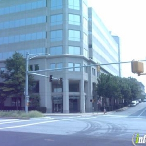 Photo of Venable LLP a full-service law firm a network of more than 600 lawyers