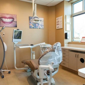 Photo of Tatum Dental Care: Dr. Fred Zargar, DDS Providing Quality Care And Comfort