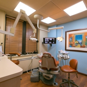 Photo of Dr. Aaronson & Associates A Community Oriented Dental Practice