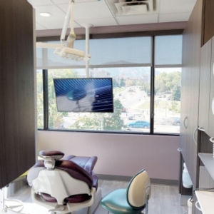 Photo of Dr. Bahar Esmaili, DDS Doctor of Dental Surgery