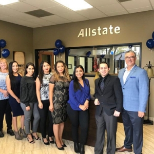 Photo of Allstate Insurance Agent Mike Ponce a family-owned business