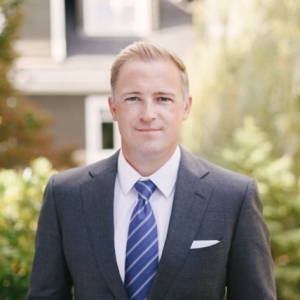 Photo of Rob Pfarr: Allstate Insurance choosing the right insurance products and services