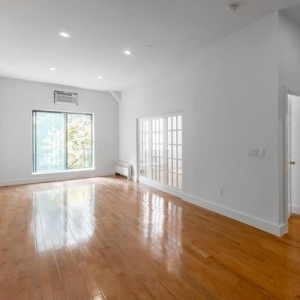 Photo of Wave Real Estate