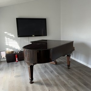 San Mateo White Red Moving & Storage