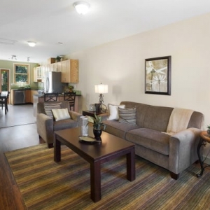 Photo of Deborah Lopez  - Paragon Real Estate Group