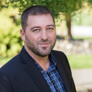 Photo of Mike Yrazabal
