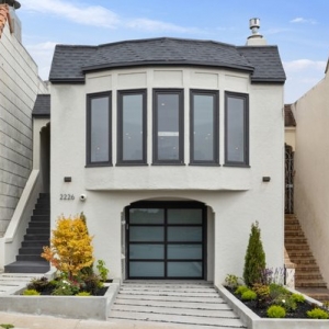 Photo of Alek Keytiyev - Compass Real Estate
