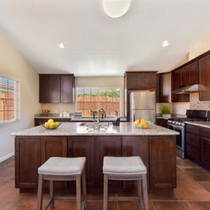 Photo of Raymond Ho - Sotheby's International Realty