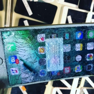 Photo of Stop N Fix iPhone Repair