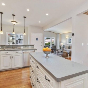 Photo of Julia Zagatsky and Maria Sky-Topf - JZMax Realty and Mortgage