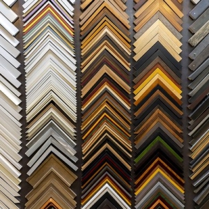 Photo of Brentano's Custom Framing