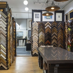 Photo of Brentano's Custom Framing