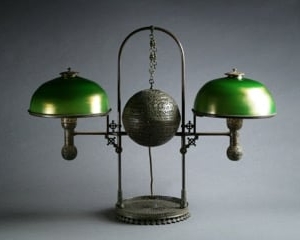 Photo of Lawrence J Zinzi Antiques