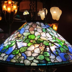 Photo of Lawrence J Zinzi Antiques
