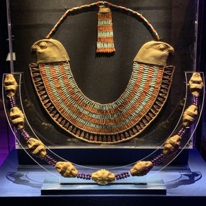 Photo of de Young