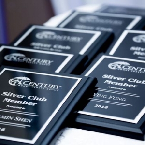 Photo of Yi Lin - Century Homes Realty Group