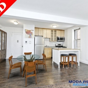 Photo of Moda Realty