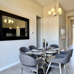 Photo of iSearchDecor