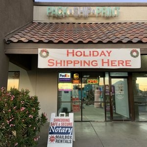 Photo of Pack Ship and Print Center