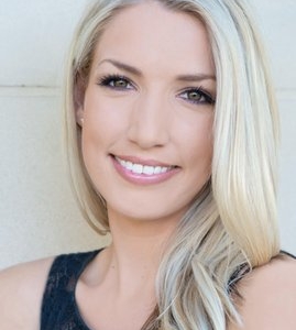 Scottsdale Farmers Insurance - Stephanie Robert