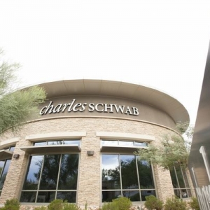 Photo of Charles Schwab