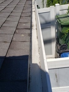 Photo of Bresnahan Rain Gutter Cleaning