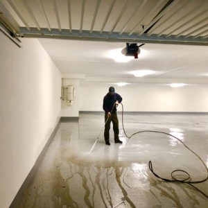 Photo of West Hollywood Window Cleaning