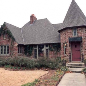 Photo of De Lorenzo's Guaranteed Roofing