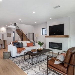 Signal Hill Elegant Domain Interiors