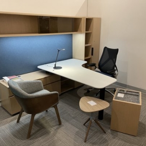 Photo of Alan Desk Business Interiors