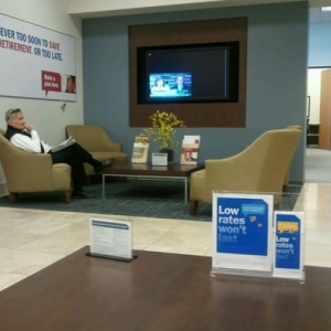 Photo of Charles Schwab