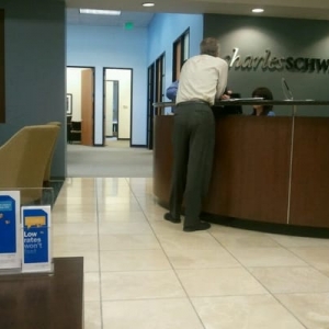 Photo of Charles Schwab