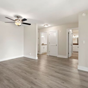 Photo of Parkway Plaza Apartments