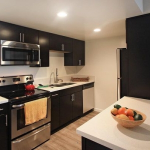 Photo of Del Rio Apartments in West Los Angeles