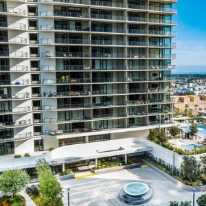 Photo of The Landmark Los Angeles Apartments
