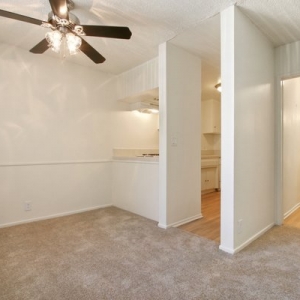 Photo of Overland Apts